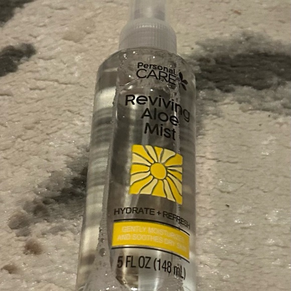 After Sun essentials kit aka: Beach PLEASE - Picture 3 of 8